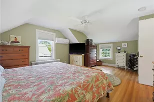 80 Circuit Dr, East Providence, RI 02915 - Photo 31