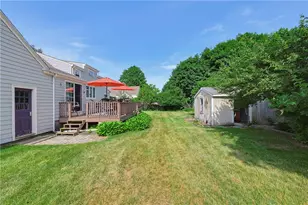 80 Circuit Dr, East Providence, RI 02915 - Photo 39