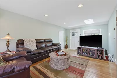 80 Circuit Drive, East Providence, RI 02915 - Photo 13