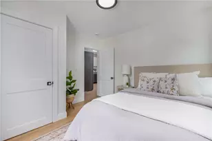 28 Young St, Newport, RI 02840 - Photo 19