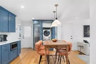 17 Willow St, Newport, RI 02840 - Photo 9