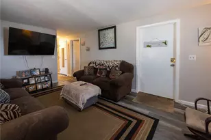 3 Benedict St, Pawtucket, RI 02861 - Photo 9