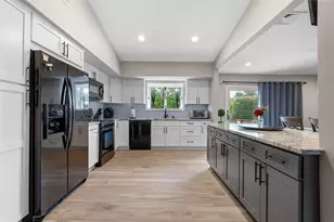 1164 Scituate Ave, Cranston, RI 02921 - Photo 25