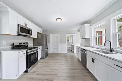 430 Cumberland Hill Road, Woonsocket, RI 02895 - Photo 15