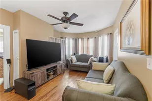 211 Woodbine St, Cranston, RI 02910 - Photo 17