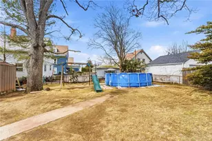211 Woodbine St, Cranston, RI 02910 - Photo 7