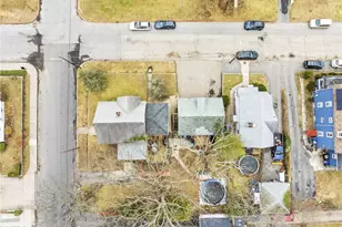 211 Woodbine St, Cranston, RI 02910 - Photo 11