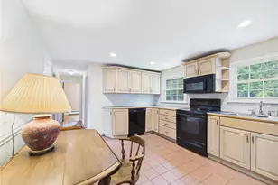 24 Sweet Fern Dr, Cranston, RI 02921 - Photo 7