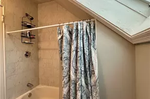 1001 Narragansett Blvd, Providence, RI 02905 - Photo 23
