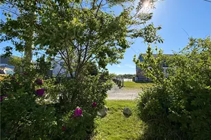 659 Succotash Rd, South Kingstown, RI 02879 - Photo 5