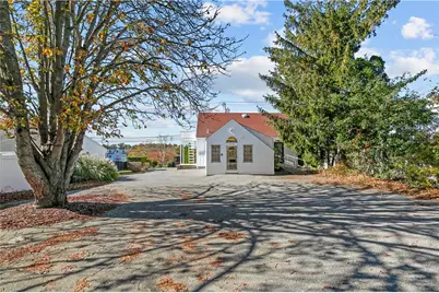 74 Valley Road, Middletown, RI 02842 - Photo 45