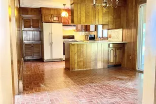 24 Jacqueline Dr, Providence, RI 02909 - Photo 5
