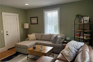 35 Elm St, Newport, RI 02840 - Photo 11