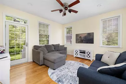 40 Lakeworth Avenue, Narragansett, RI 02882 - Photo 7
