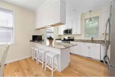 40 Lakeworth Avenue, Narragansett, RI 02882 - Photo 11