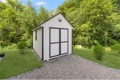 40 Lakeworth Avenue, Narragansett, RI 02882 - Photo 5