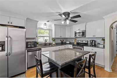33 Fairhaven Road, Cumberland, RI 02864 - Photo 9