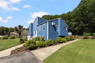 8 Birchwood Ln, Coventry, RI 02816 - Photo 3