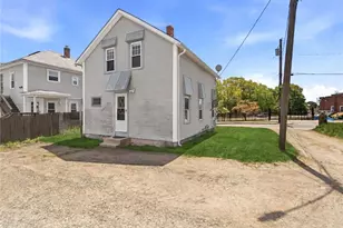 12 Grove St, West Warwick, RI 02893 - Photo 7