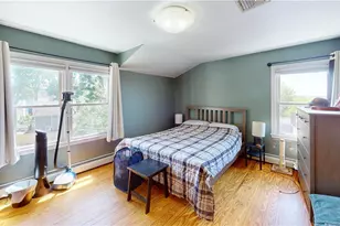 101 Grand View St, Providence, RI 02906 - Photo 17