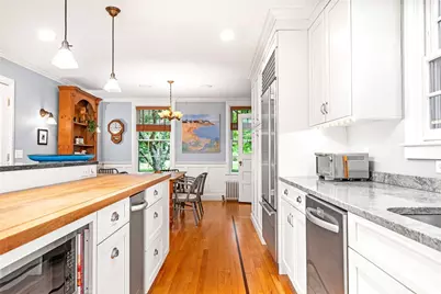 300 Kenyon Avenue, South Kingstown, RI 02879 - Photo 25