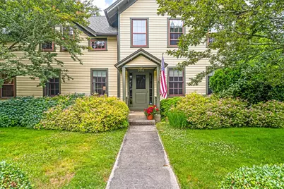 300 Kenyon Avenue, South Kingstown, RI 02879 - Photo 1