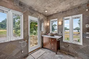683 Neck Rd, Tiverton, RI 02878 - Photo 29