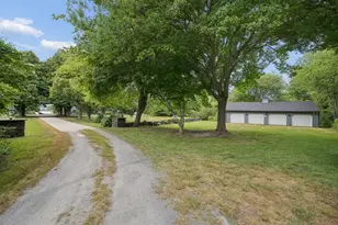 683 Neck Rd, Tiverton, RI 02878 - Photo 11