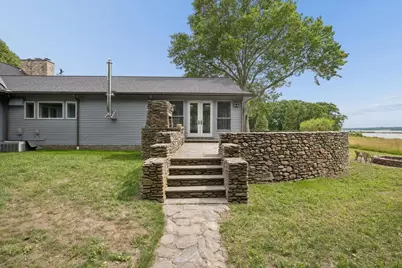 683 Neck Road, Tiverton, RI 02878 - Photo 15