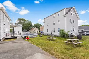128 Atwood Ave, Pawtucket, RI 02860 - Photo 25