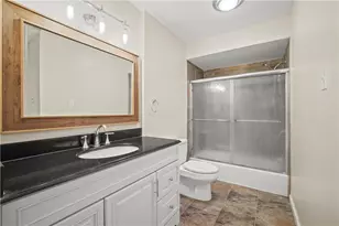 196 Old River Rd, Lincoln, RI 02865 - Photo 15