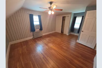 7 Wilton Avenue, Pawtucket, RI 02861 - Photo 9
