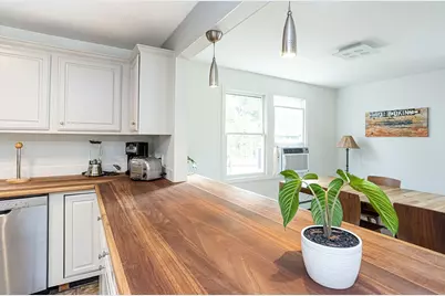 66 Center Avenue, Middletown, RI 02842 - Photo 9