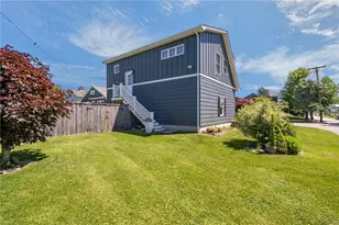 97 Eustis Ave, Newport, RI 02840 - Photo 19