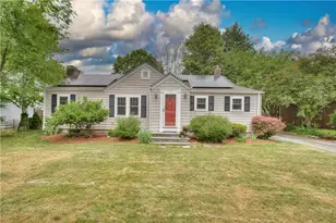 16 Evergreen St, Barrington, RI 02806 - Photo 1