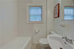 16 Evergreen St, Barrington, RI 02806 - Photo 19