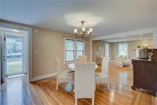 16 Evergreen St, Barrington, RI 02806 - Photo 5