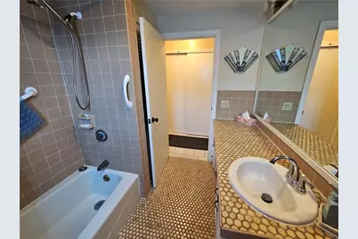 55 Lexington Avenue, North Providence, RI 02904 - Photo 15