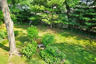55 Lexington Ave, North Providence, RI 02904 - Photo 29