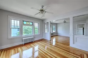 181 Saratoga Ave, Pawtucket, RI 02861 - Photo 3