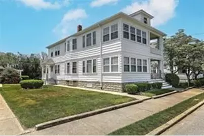 181 Saratoga Avenue, Pawtucket, RI 02861 - Photo 1