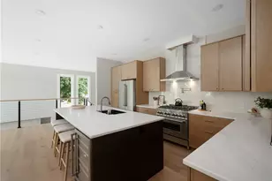 43 12th St, Providence, RI 02906 - Photo 17