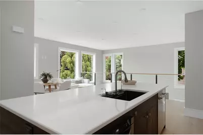 43 12th Street #B, Providence, RI 02906 - Photo 19