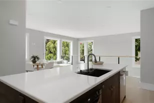 43 12th St, Providence, RI 02906 - Photo 19