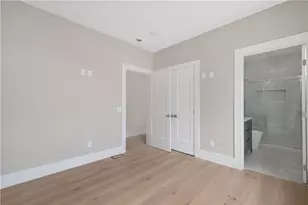 43 12th St, Providence, RI 02906 - Photo 31