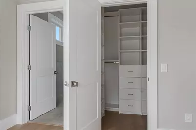 43 12th Street #A, Providence, RI 02906 - Photo 25