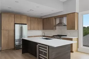 43 12th St, Providence, RI 02906 - Photo 17