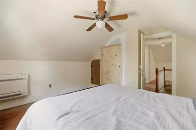 21 Clinton Avenue, Newport, RI 02840 - Photo 31