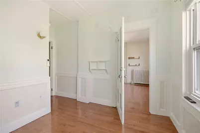 21 Clinton Avenue, Newport, RI 02840 - Photo 29