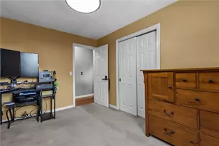 38 Bateman Ave, Cranston, RI 02920 - Photo 23